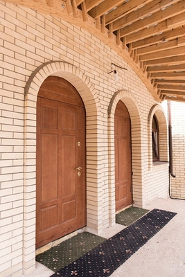 Входные двери в храм Входные двери в храм